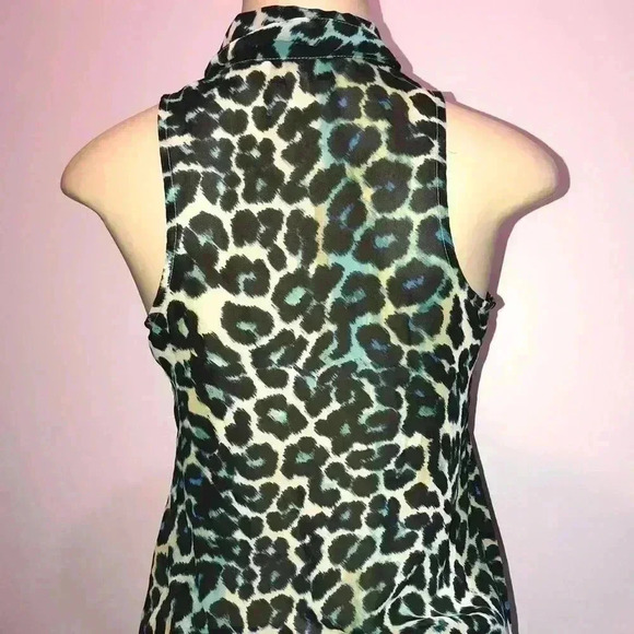 Decree Women’s Sleeveless Leopard Print Top - Picture 2 of 7